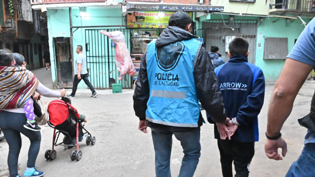 Lee más sobre el artículo Identifican a dos chicos de 15 años como autores del crimen de una kiosquera en Villa Soldati