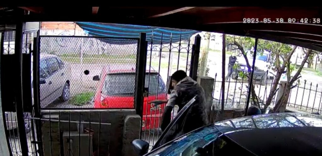 Lee más sobre el artículo Detienen a cuatro adolescentes tras un raid delictivo, persecución y tiroteo en Solano