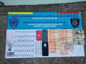Lee más sobre el artículo Palermo: detuvieron a un dealer con 50 pastillas de éxtasis