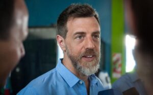 Lee más sobre el artículo Lanús: Tras detener a un menor, denuncian ante la Justicia a Diego Kravetz