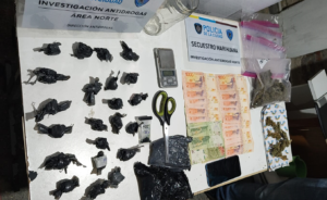 Lee más sobre el artículo Detienen a una dealer que vendía marihuana cerca de colegios