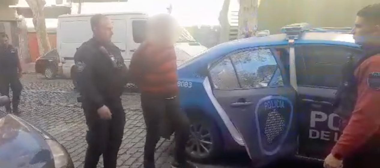 En este momento estás viendo Detienen en San Telmo a un hombre que tenía pedido de captura por robo