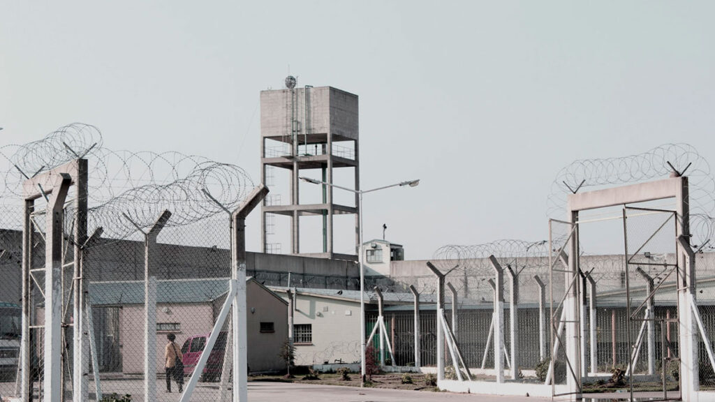 Lee más sobre el artículo Asisten en prevención de adicciones a internos de la Unidad Penal 40 de Lomas