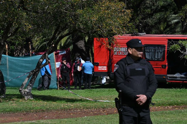 En este momento estás viendo Hallan el cadáver de un hombre en uno de los lagos de Palermo
