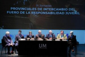 Lee más sobre el artículo Funcionarios y magistrados participaron de un encuentro provincial del Fuero Penal Juvenil