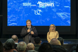 Lee más sobre el artículo Cascallares presentó a comerciantes nuevas herramientas para combatir el delito