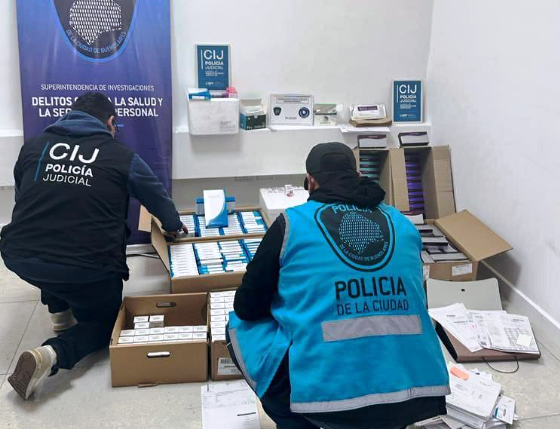 En este momento estás viendo Clausuran centro de estética clandestino y secuestran insumos por más de 20 millones de pesos