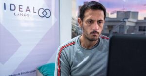 Lee más sobre el artículo Lanús: Denuncian la detención de un fiscal general de Unión por la Patria