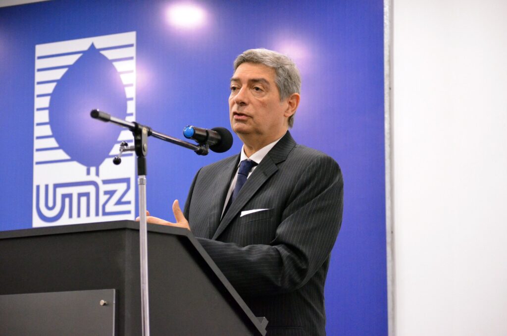 Lee más sobre el artículo Horacio Rosatti disertó en la Facultad de Derecho de Lomas