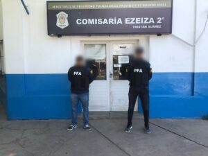 Lee más sobre el artículo Detuvieron a un hombre denunciado por el abuso sexual de sus dos hijastras en Ezeiza