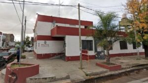 Lee más sobre el artículo Cuatro presos se fugaron de una comisaría de Avellaneda mientras se jugaba el superclásico