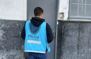 Lee más sobre el artículo Villa Urquiza: clausuraron un centro de estética por fabricar y vender productos ilegales