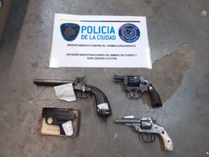 Lee más sobre el artículo Villa Urquiza: Clausuraron un local que organizaba subastas clandestinas de armas de fuego