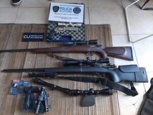 Lee más sobre el artículo Villa Crespo: incautan armas de guerra y accesorios ilegales de tiro