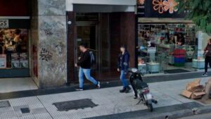 Lee más sobre el artículo Hallan asesinado a un peluquero en un edificio de Villa Crespo