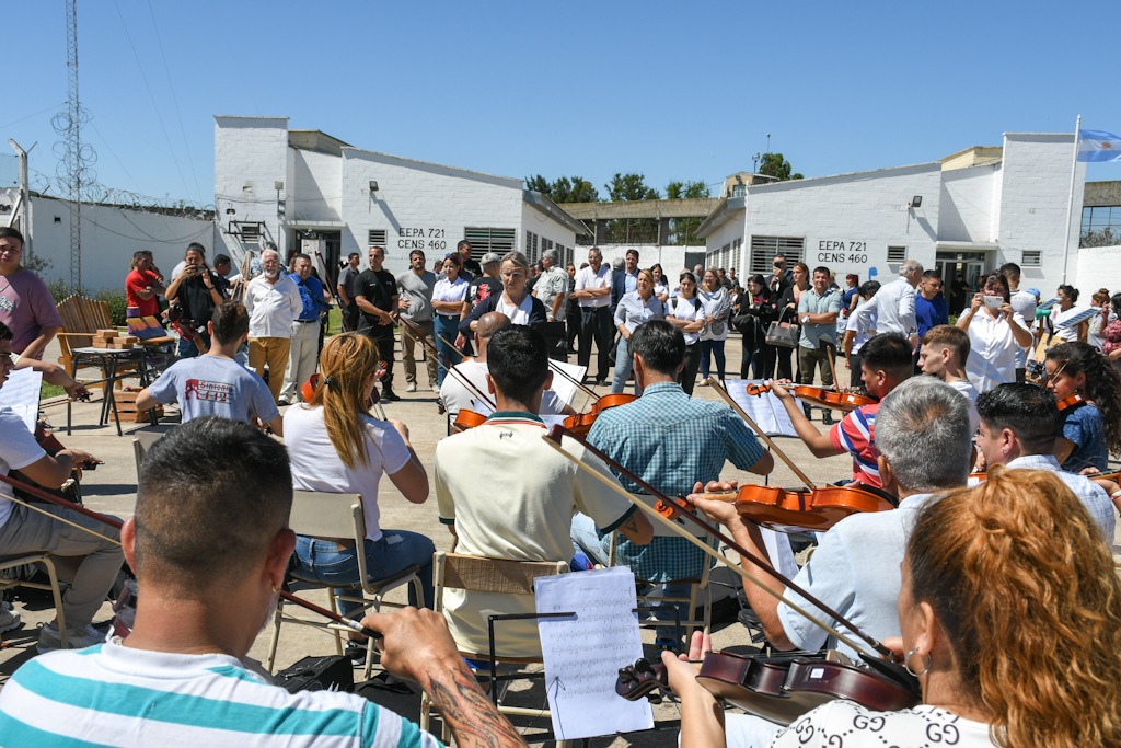 En este momento estás viendo Más de 30 referentes institucionales recorrieron una cárcel de San Martín
