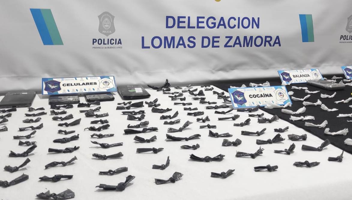 En este momento estás viendo Cayó una banda que vendía cocaína en Villa Centenario: Seis detenidos