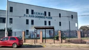 Lee más sobre el artículo Hieren con un cuchillo y tiran a un contenedor a un chico de 13 años a metros de una escuela
