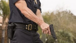 Lee más sobre el artículo El Gobierno impulsa una ampliación de la figura de la legítima defensa