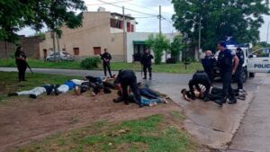 Lee más sobre el artículo Matan de una puñalada a un adolescente de 16 años en una fiesta clandestina en La Plata