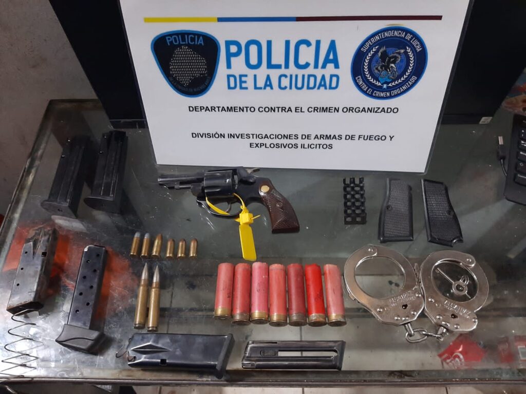 Lee más sobre el artículo Cayó “El impostor” de Villa Lugano: le secuestraron drogas, un arma y un chaleco antibalas