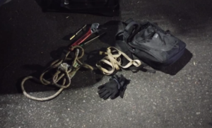 Lee más sobre el artículo Tres ladrones detenidos en Villa Santa Rita cuando intentaban entrar a robar a la casa de una jubilada