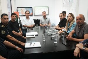 Lee más sobre el artículo Otermín recibió en Lomas al ministro de seguridad de la Provincia