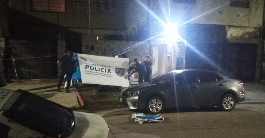 En este momento estás viendo Asesinan de un tiro en el pecho a un ciudadano ucraniano en la puerta de su casa en Escalada