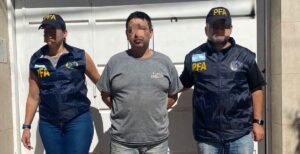 Lee más sobre el artículo Cayó un hombre buscado por atropellar y matar a una mujer en Quilmes