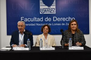 Lee más sobre el artículo Jueces de todo el país debatieron en la Facultad de Derecho de Lomas