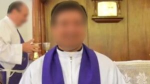 Lee más sobre el artículo Detienen al cura de una iglesia de Lomas acusado de abusar sexualmente de una joven