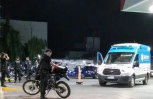 Lee más sobre el artículo Crece la tensión en Rosario tras otro crimen narco con mensaje al gobernador