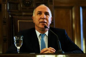 Lee más sobre el artículo Lorenzetti aseguró que «el circuito del dinero es clave» en la lucha contra los narcos