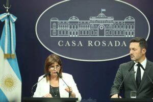 Lee más sobre el artículo El Gobierno propone que las fuerzas armadas puedan intervenir en la lucha contra el narcotráfico