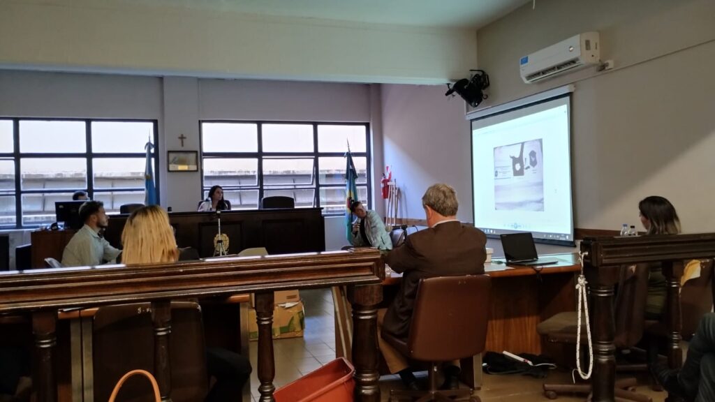 Lee más sobre el artículo Hallan culpable a funcionaria judicial de Quilmes que vendía cocaína y marihuana en su casa