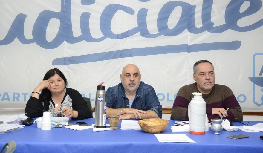 Lee más sobre el artículo Judiciales bonaerenses insisten con un convocatoria a paritarias