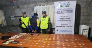 Lee más sobre el artículo Lo buscaban por un homicidio y cayó cuando vendía droga en Fiorito