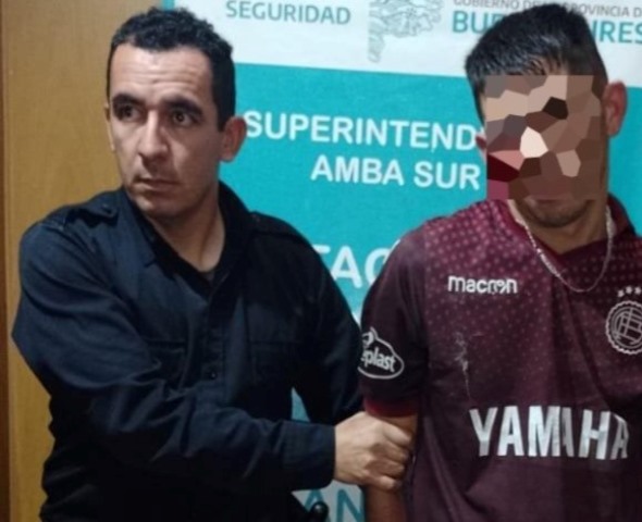 En este momento estás viendo Lanús: Detuvieron a un hombre que hirió su ex pareja con un cuchillo para desalojarla
