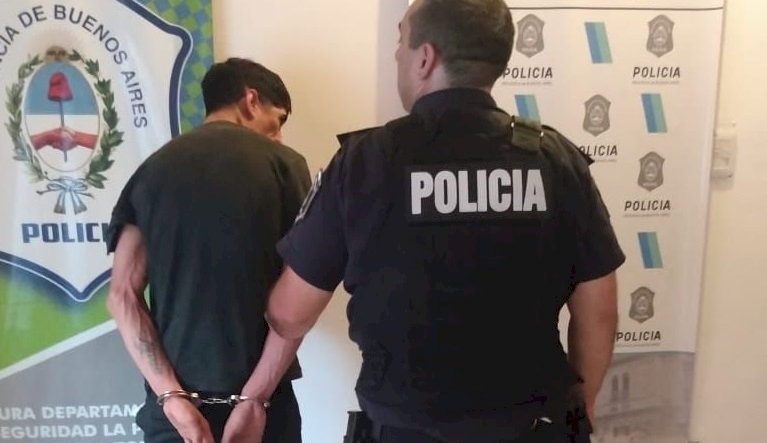Lee más sobre el artículo Merlo: Una niña denunció que fue abusada durante 5 años y detuvieron a una familia entera