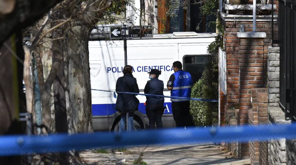 Lee más sobre el artículo Lanús: Apresaron a un hombre acusado de quemar y matar a su pareja