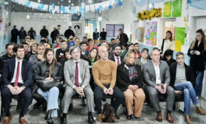 Lee más sobre el artículo Jueces de la Corte entregaron computadoras a detenidos de un penal bonaerense