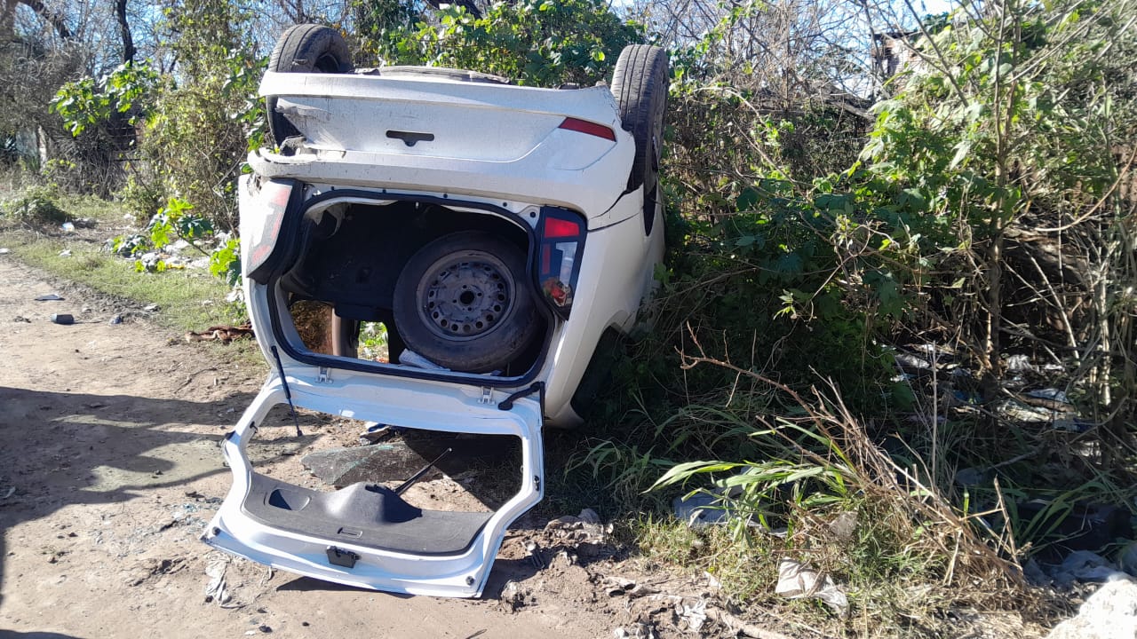 En este momento estás viendo Bernal: Un delincuente chocó y murió cuando escapaba tras un robo