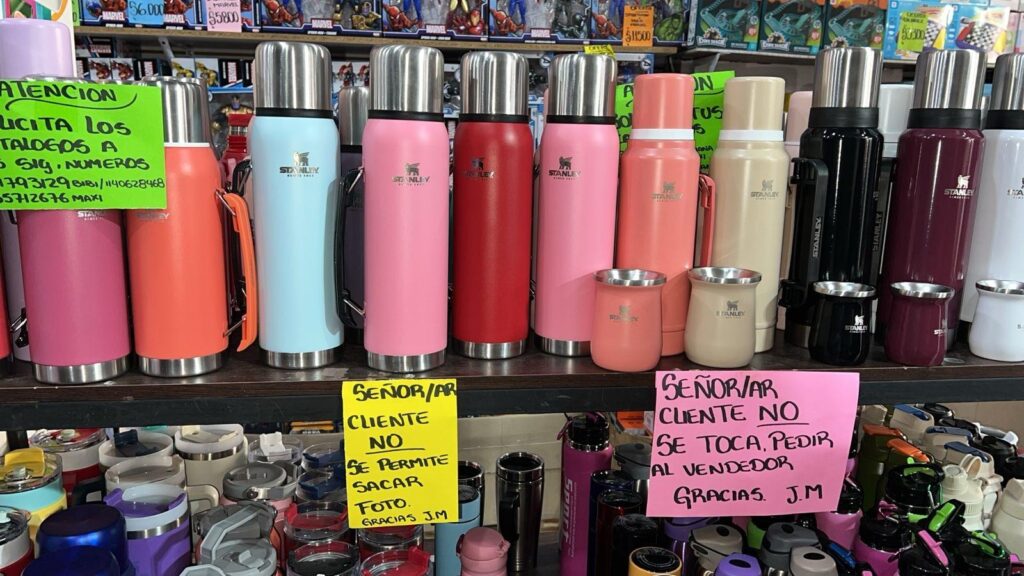 Lee más sobre el artículo Incautan termos falsificados por más de 48 millones de pesos