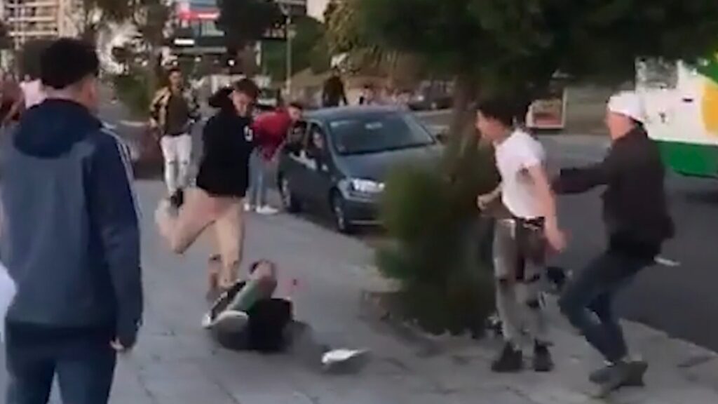Lee más sobre el artículo En lo que va del 2024 ya hubo 260 adolescentes heridos en peleas callejeras en el AMBA