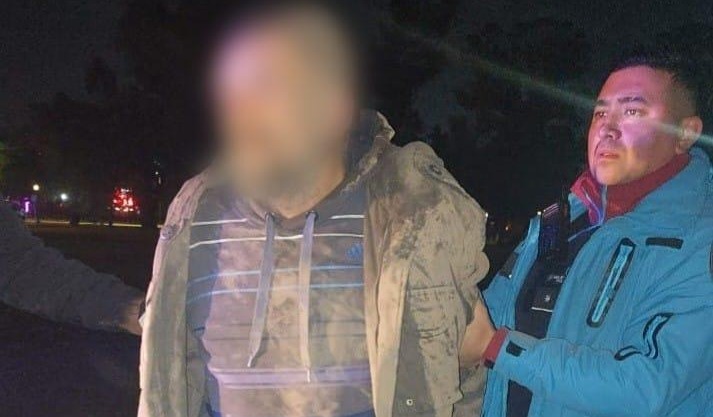 En este momento estás viendo Un hombre que amenazaba con un cuchillo fue reducido con pistola Taser en Palermo