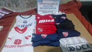 Lee más sobre el artículo Detuvieron a dos hombres que robaban en el centro comercial de Avellaneda