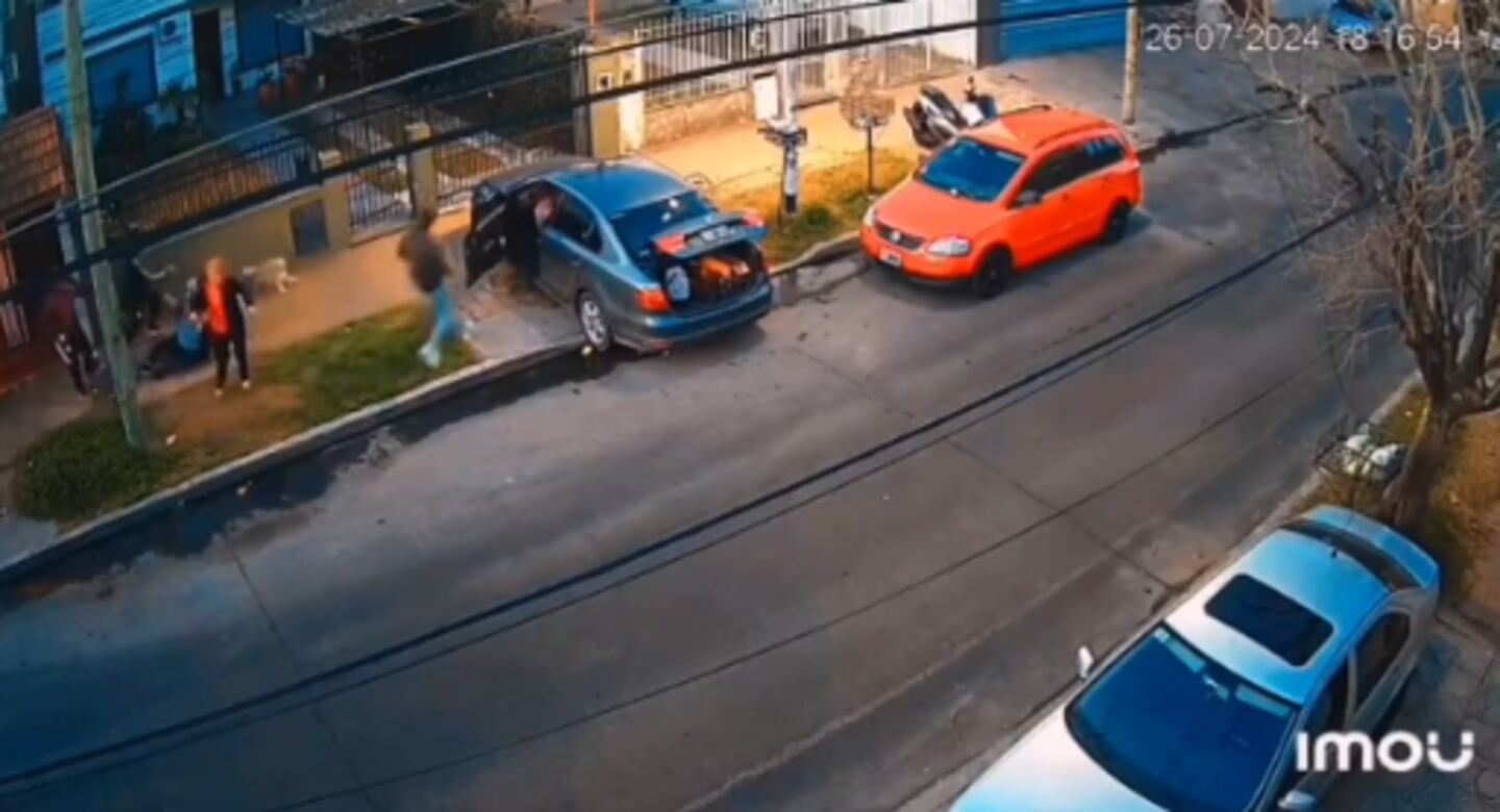 En este momento estás viendo A los golpes, cuatro mujeres evitaron que delincuentes les robaran el auto