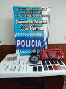 Lee más sobre el artículo Cayeron tres delincuentes acusados del robo a un centro odontológico en José Mármol