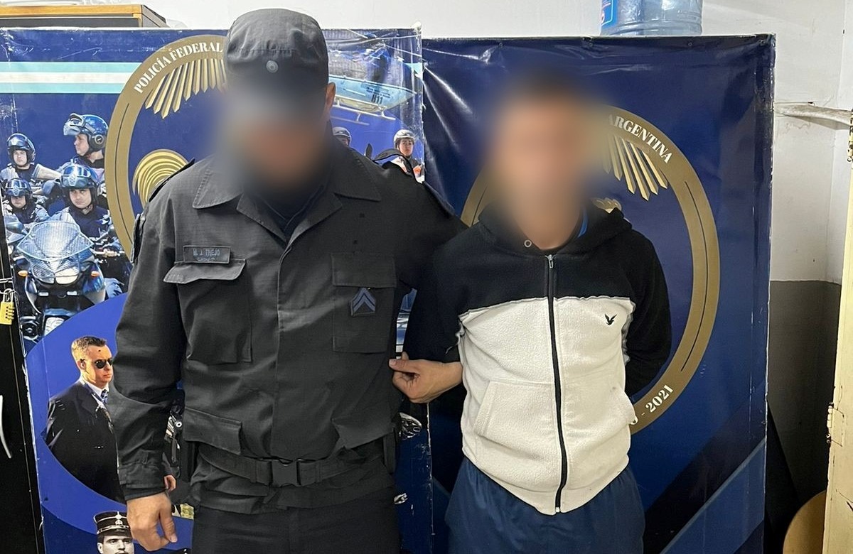 En este momento estás viendo Desbaratan una banda que extorsionaba a supermercadistas chinos en el Conurbano