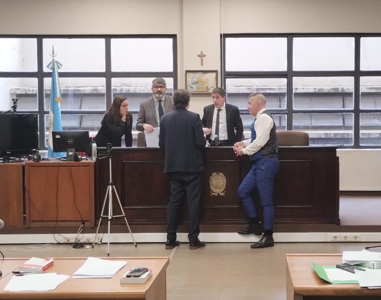 En este momento estás viendo Quilmes: Comenzó el juicio a acusado de querer matar a su expareja e incendiar un auto en Bernal